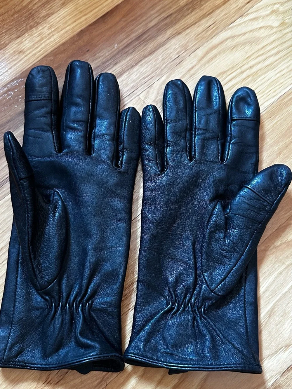 Michael Kors Black Leather Gloves with Gold MK Emblem